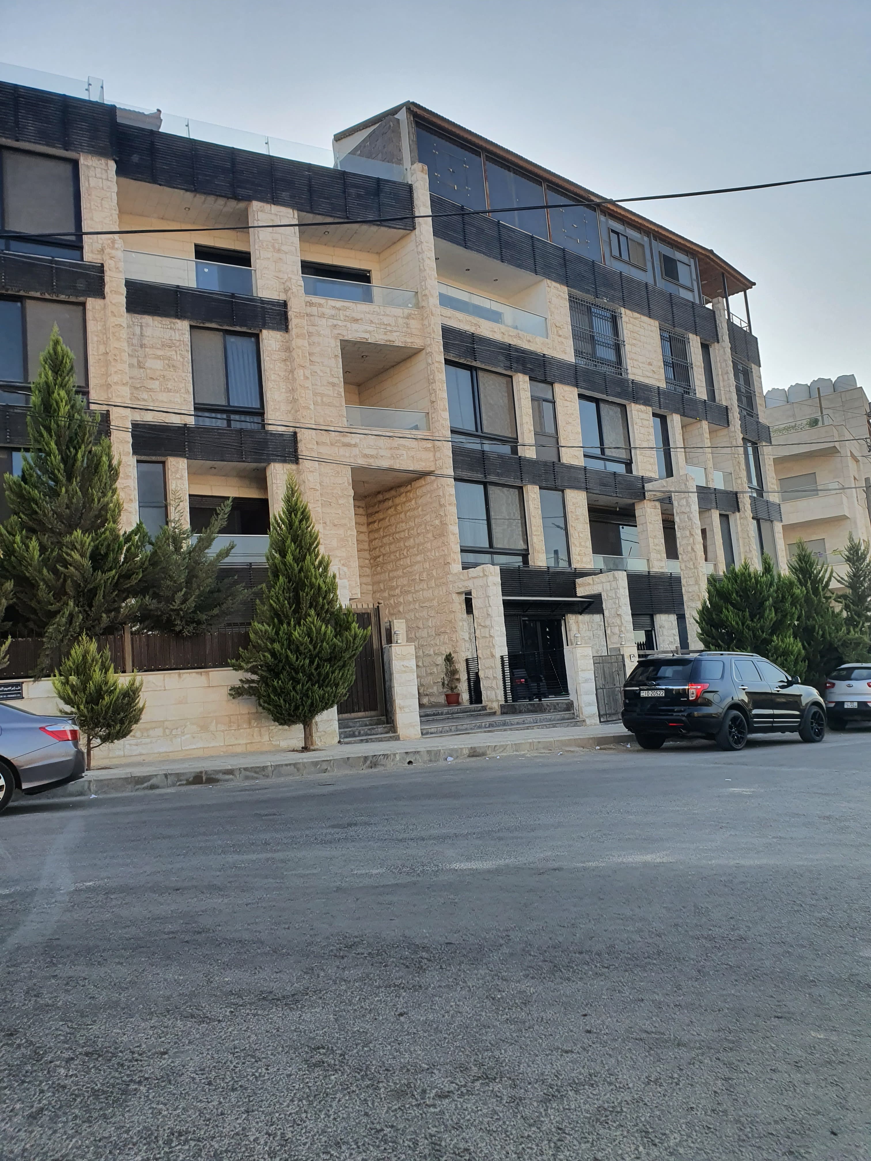 Great Price Modern Studio in Rabuet Abdoun - Buy  in Amman